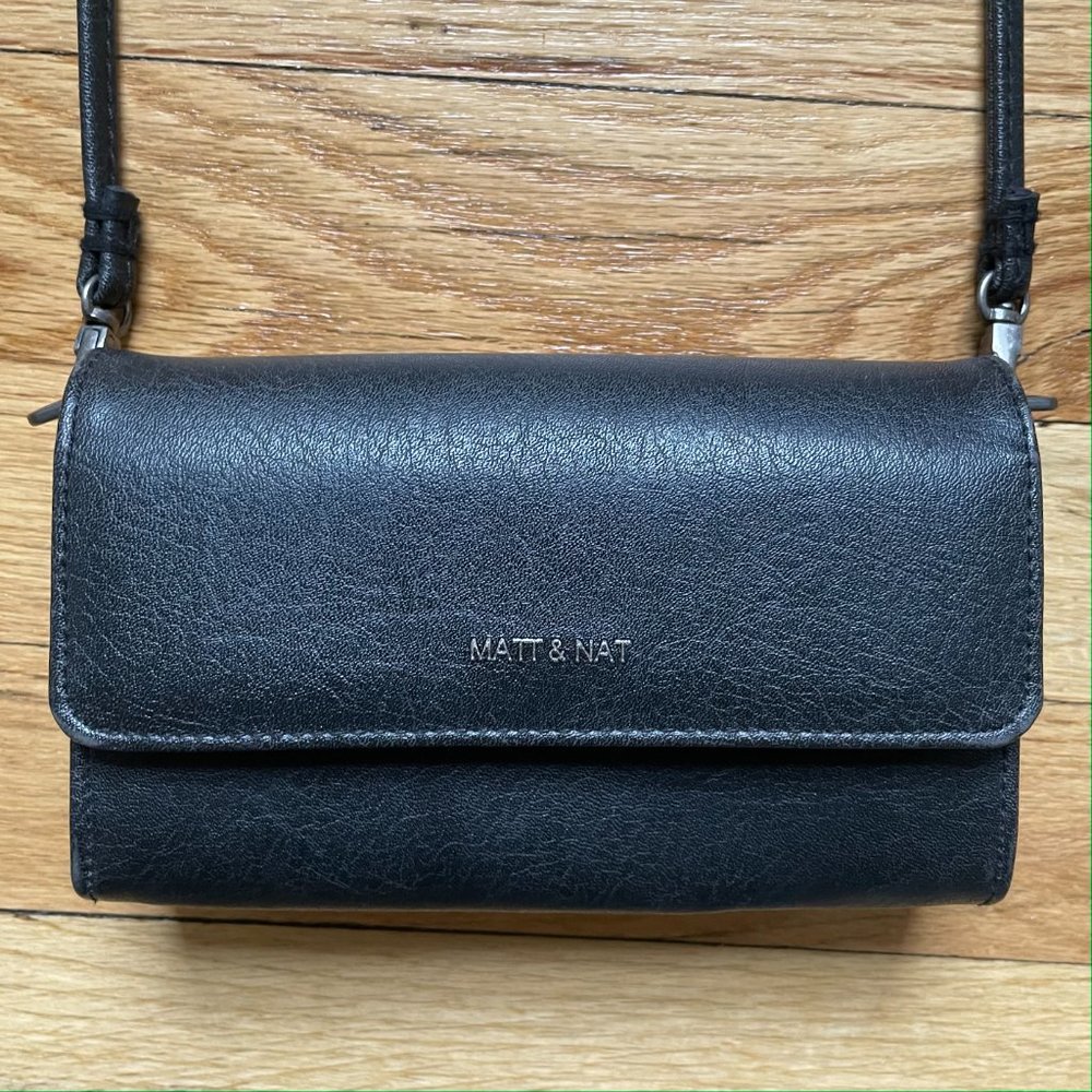 Matt & Nat "Drew" Vegan Leather Crossbody Bag, Black, Excellent Condition